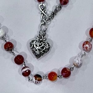 NWOT - VALENTINE’S DAY - Versatile two-in-one necklace with matching earrings